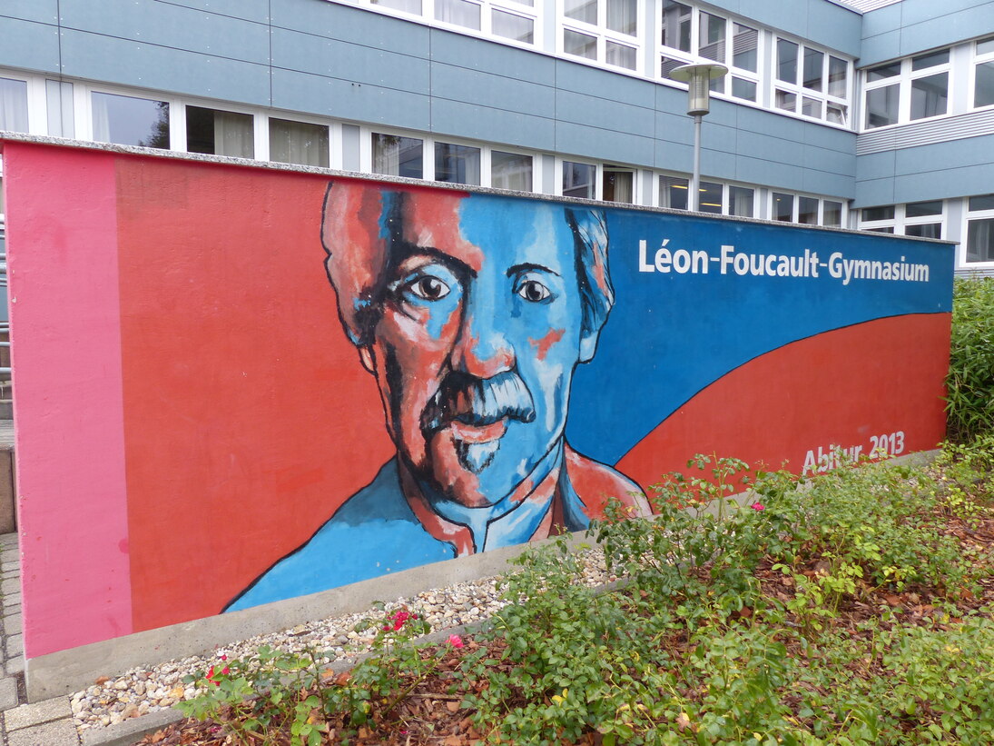 Bild am Léon-Foucault-Gymnasium in Hoyerswerda