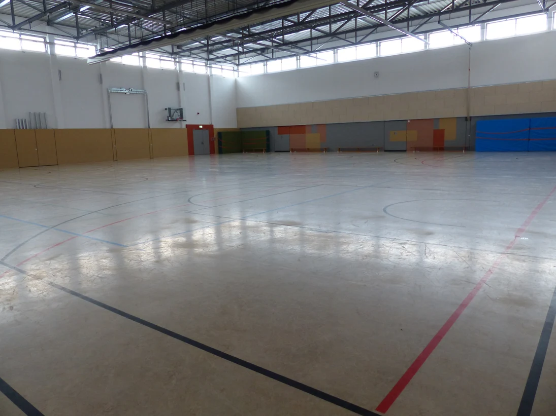 Turnhalle des Lessing-Gymnasiums in Hoyerswerda