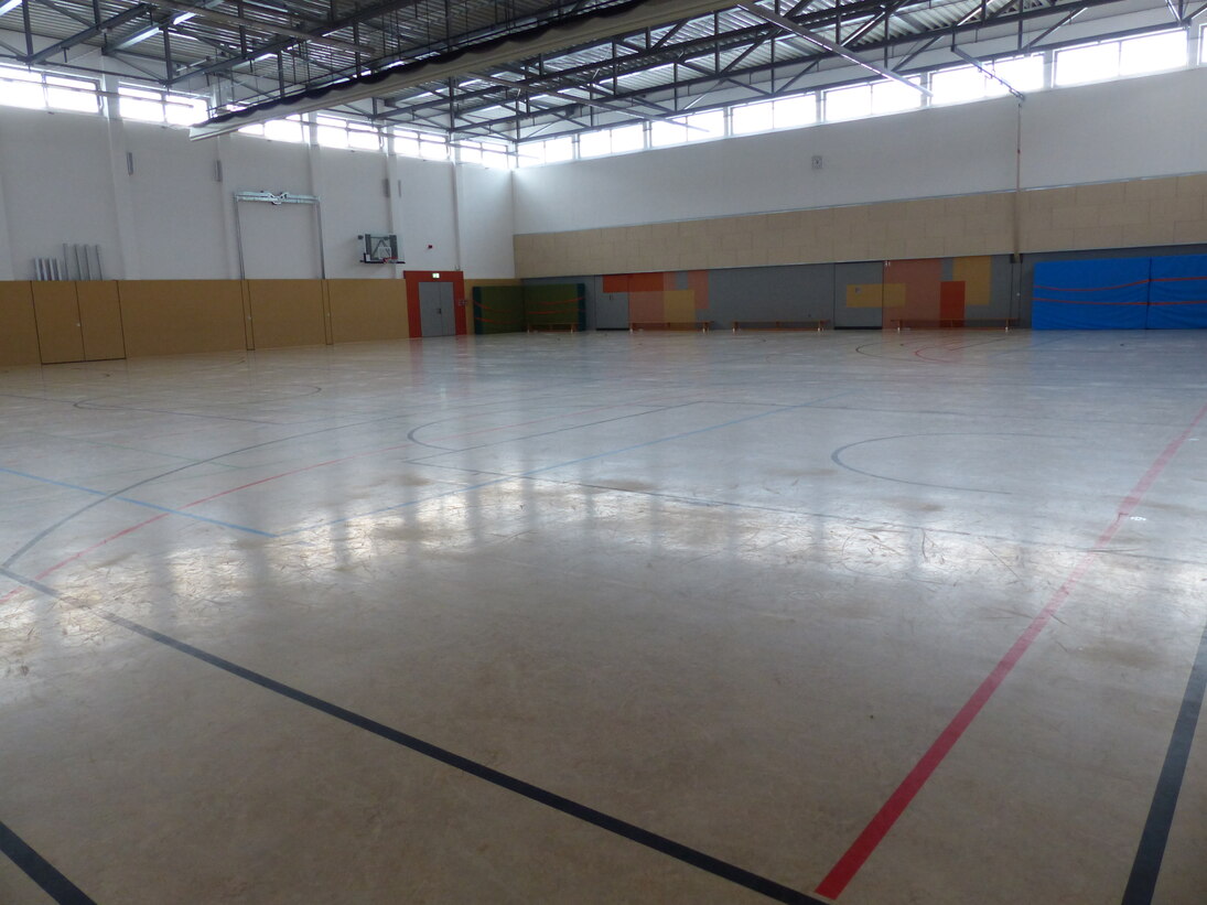 Turnhalle des Lessing-Gymnasiums in Hoyerswerda